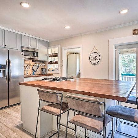 فيلا Cozy North Charleston Getaway With Fire Pit! المظهر الخارجي الصورة