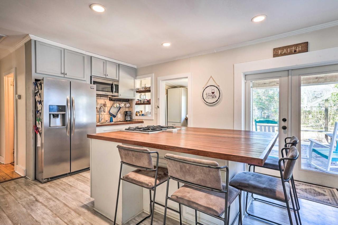 فيلا Cozy North Charleston Getaway With Fire Pit! المظهر الخارجي الصورة